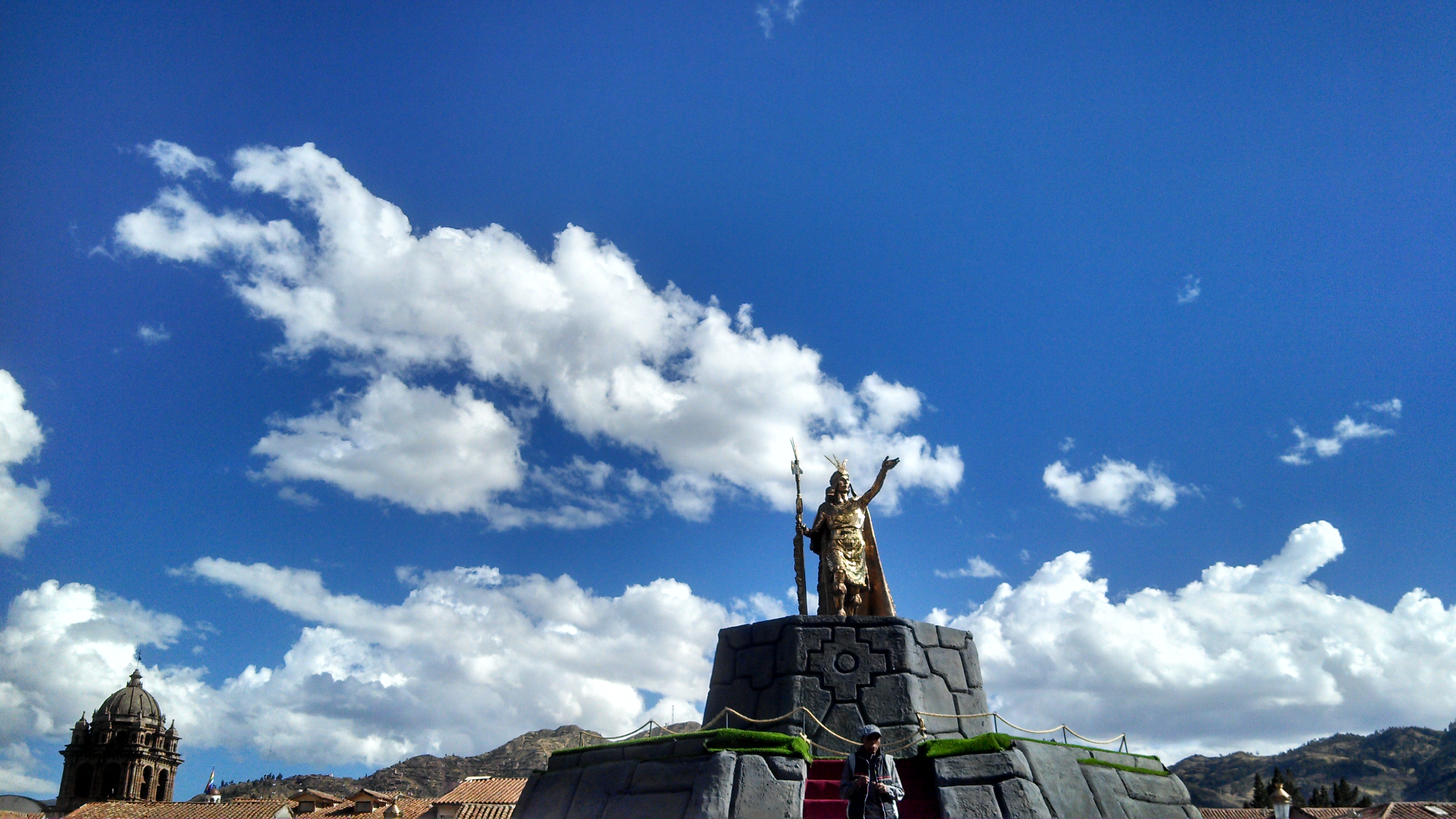 Golden inca statue in Cusco