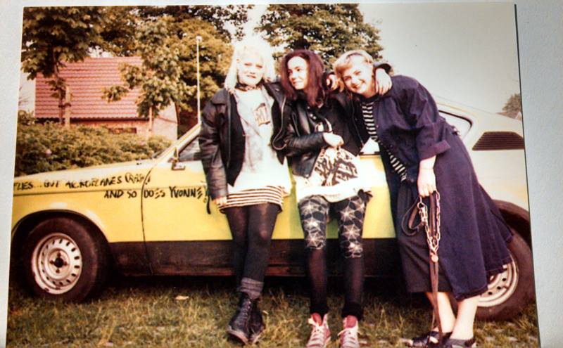 Yvonne and I and Melanie. 1989. Paderborn, Germany. I'm the blonde. Yvonne has black hair and converse